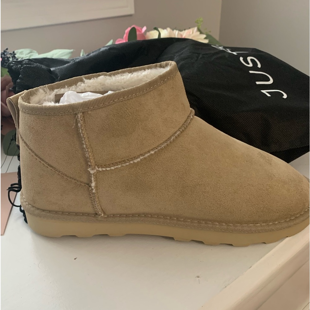NWT Just Fab Charlee Fuzzies